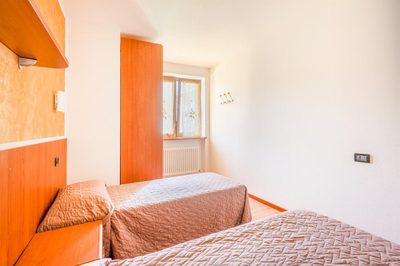 Residence Toli Пьеве-ди-Ледро Экстерьер фото